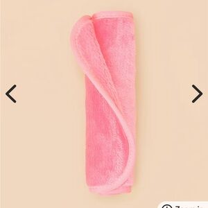 ♦️3/$15♦️Shapermint® Pink Makeup Remover Cloth